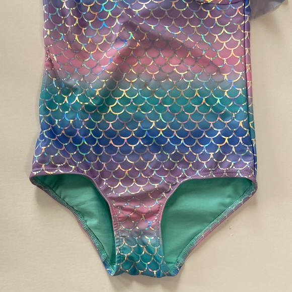 Girls H&M One Piece Swimsuit - Picture 3 of 8